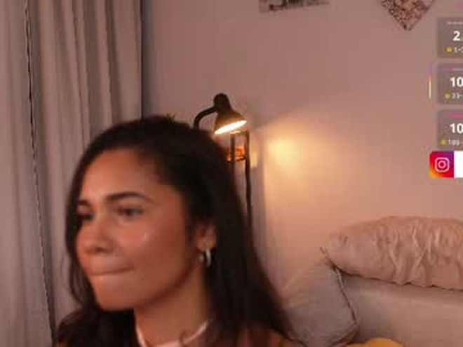 melanieryann_ live webcam preview