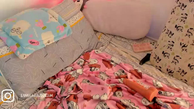 princessluna_14 live webcam preview