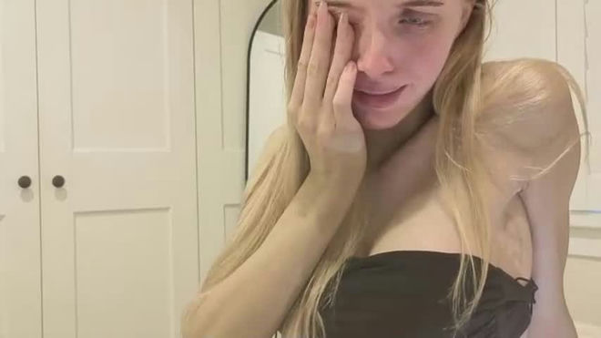 leilaniheart live webcam preview