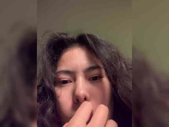 KellyAlvarez live webcam preview