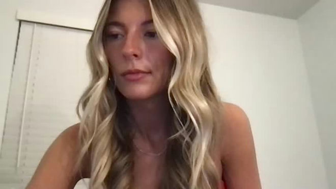 juliexoxo2007 live webcam preview