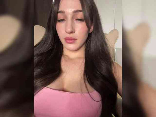 ArinaSmile live webcam preview