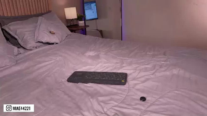 _e_m_m_a_1 live webcam preview