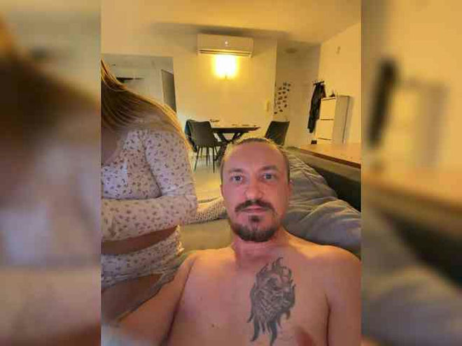 Rediska341 live webcam preview